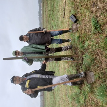 Sajenje dreves ob ribniku 4